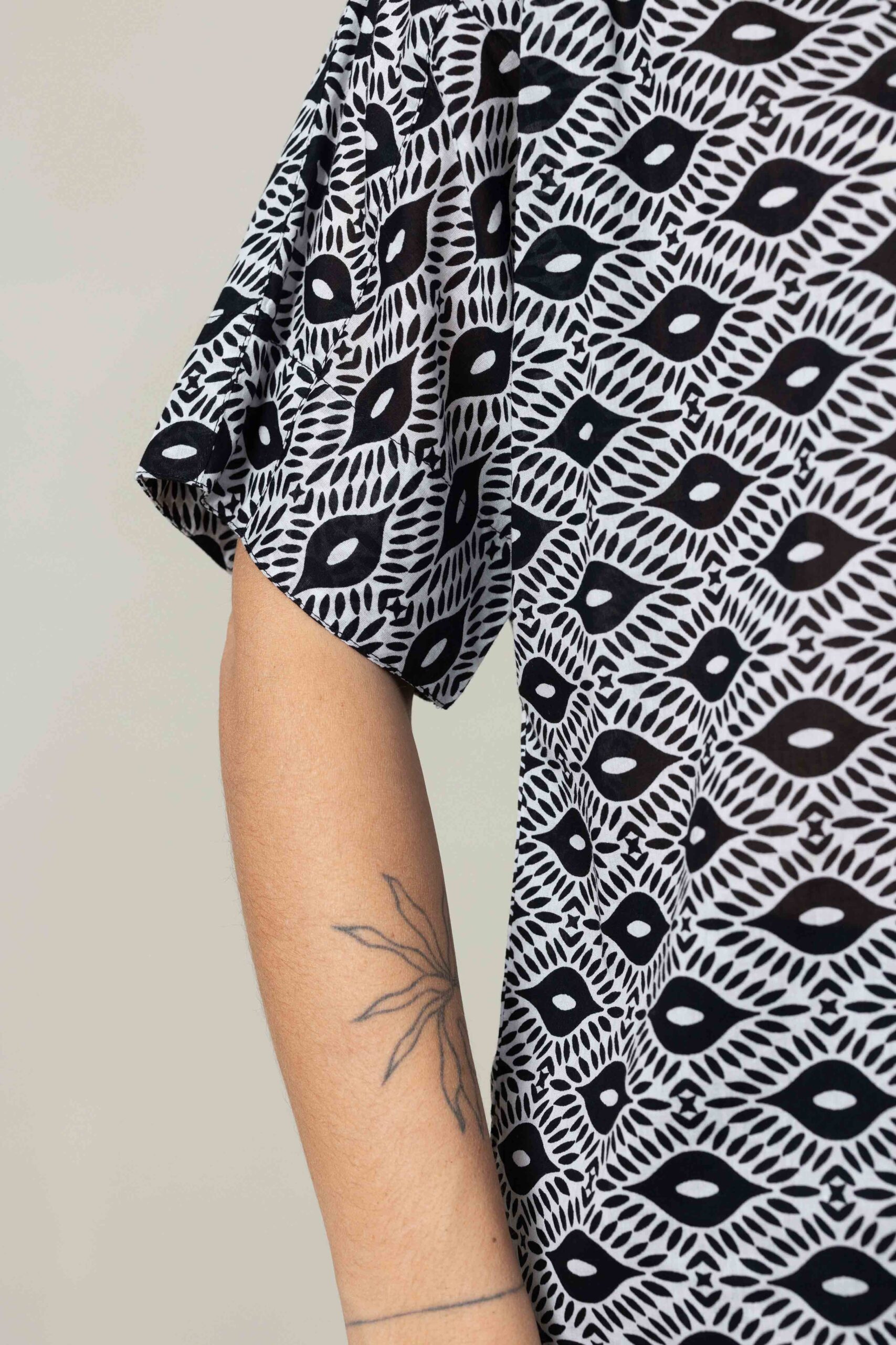 חולצת אלמנט - Occhi – תמונה 5