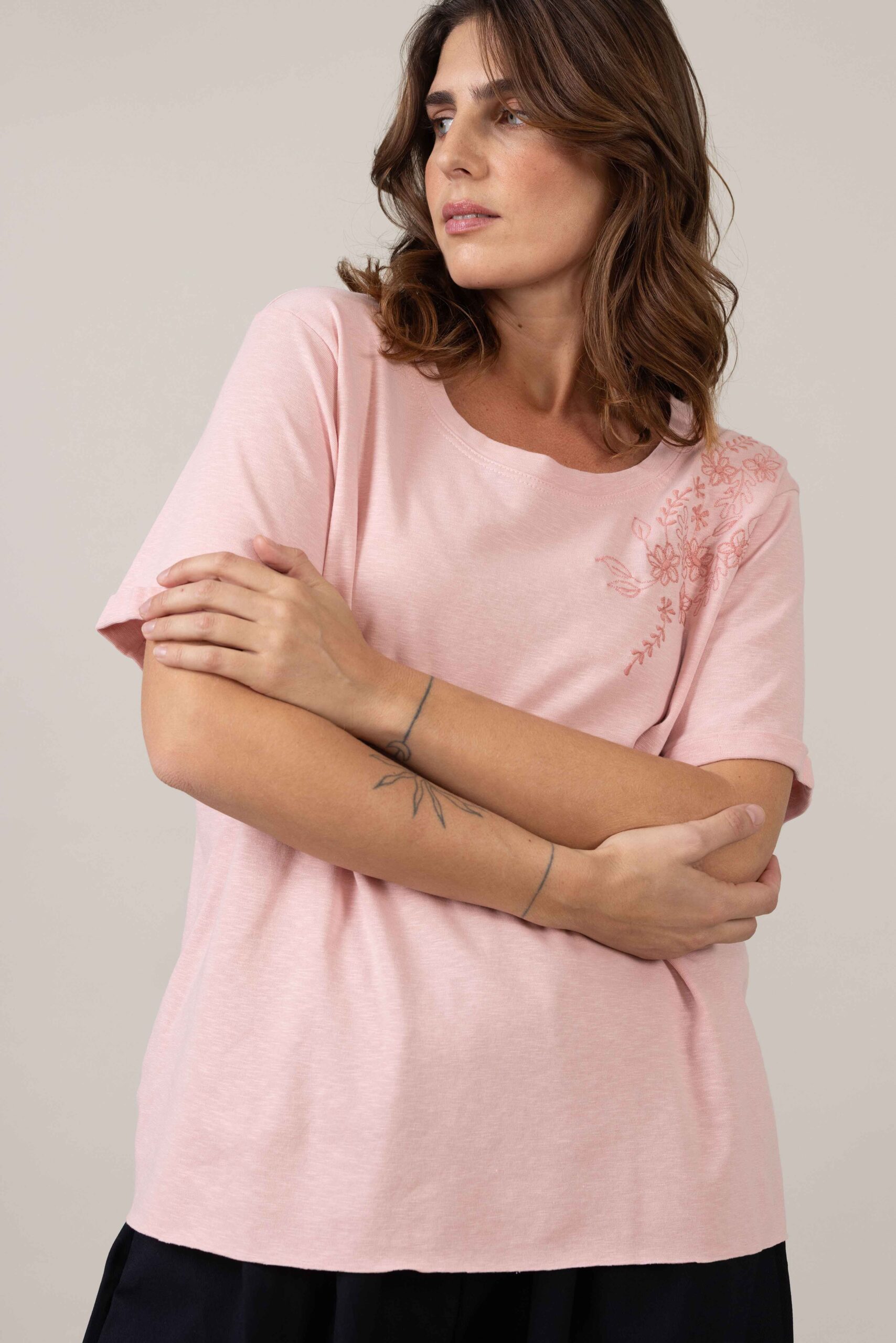 חולצת Pink - Embrosa – תמונה 5