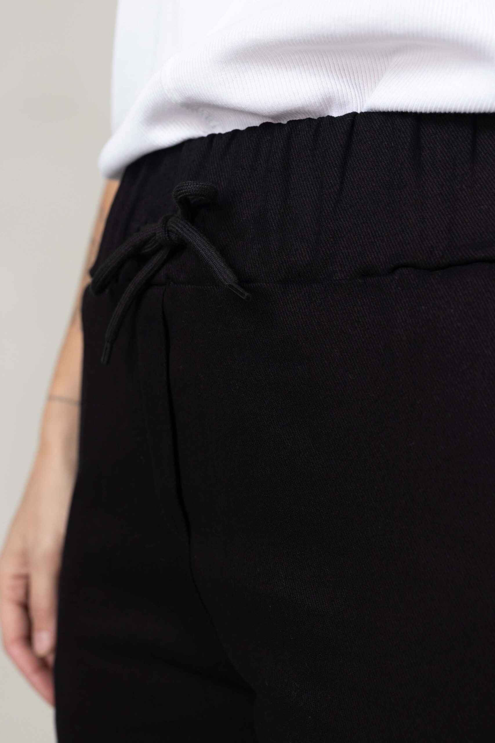 מכנסי Blake - שחור – תמונה 4