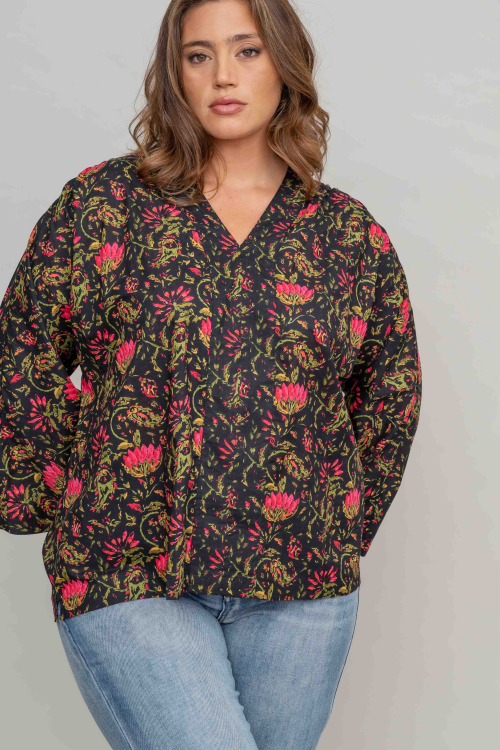 חולצת רוזמרין- Black Floral