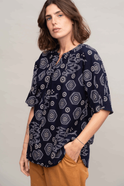 חולצת Geo Navy - Magic