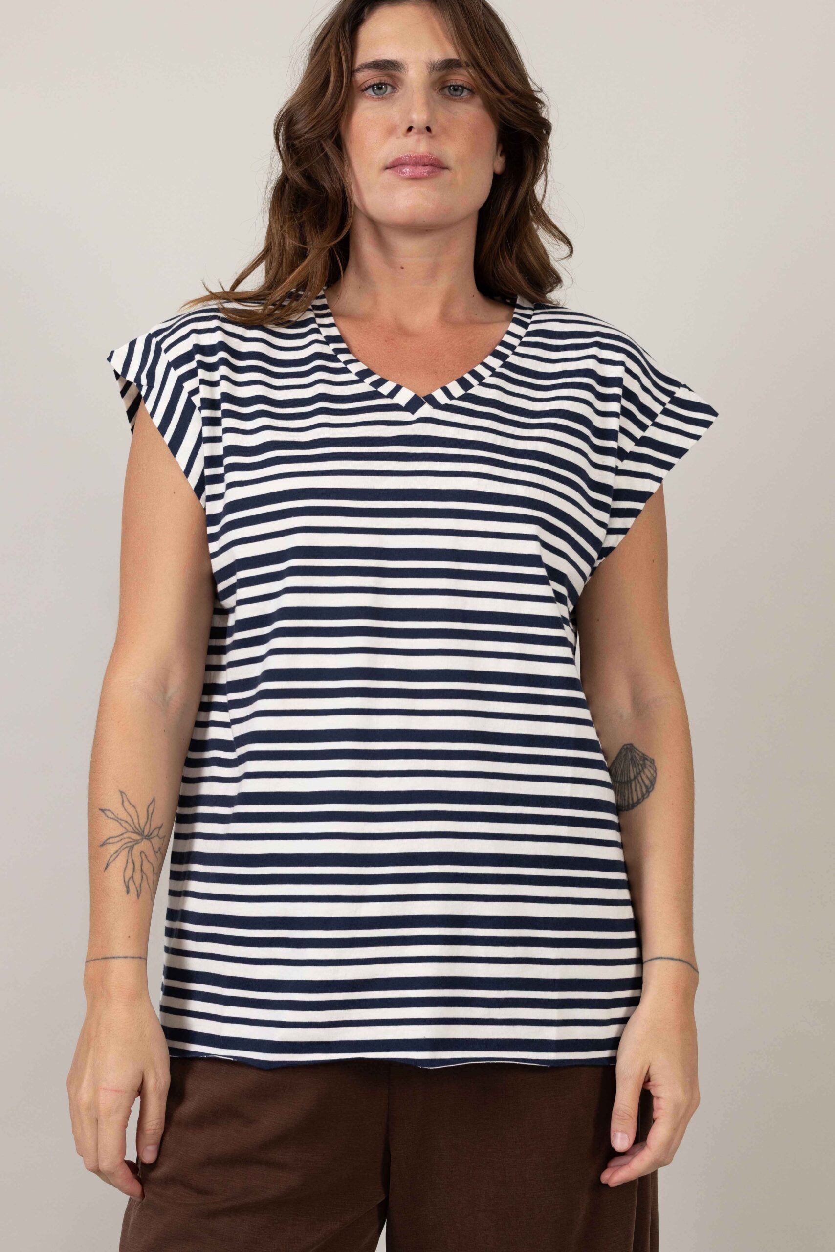 חולצת Candy - פסים נייבי – תמונה 3