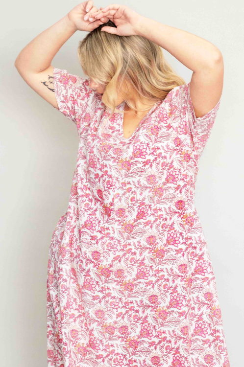 שמלת Fontina - תיפורים פוקסיה – תמונה 4